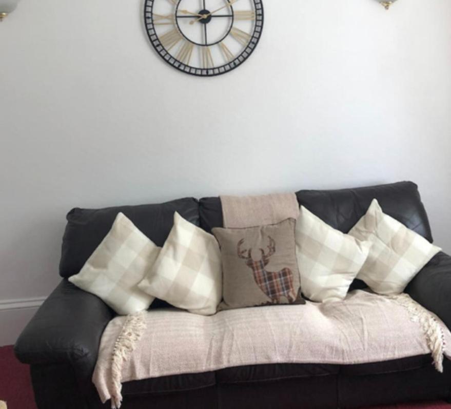 Captivating 2-Bed Apartment In Isle Of Bute Rothesay Esterno foto
