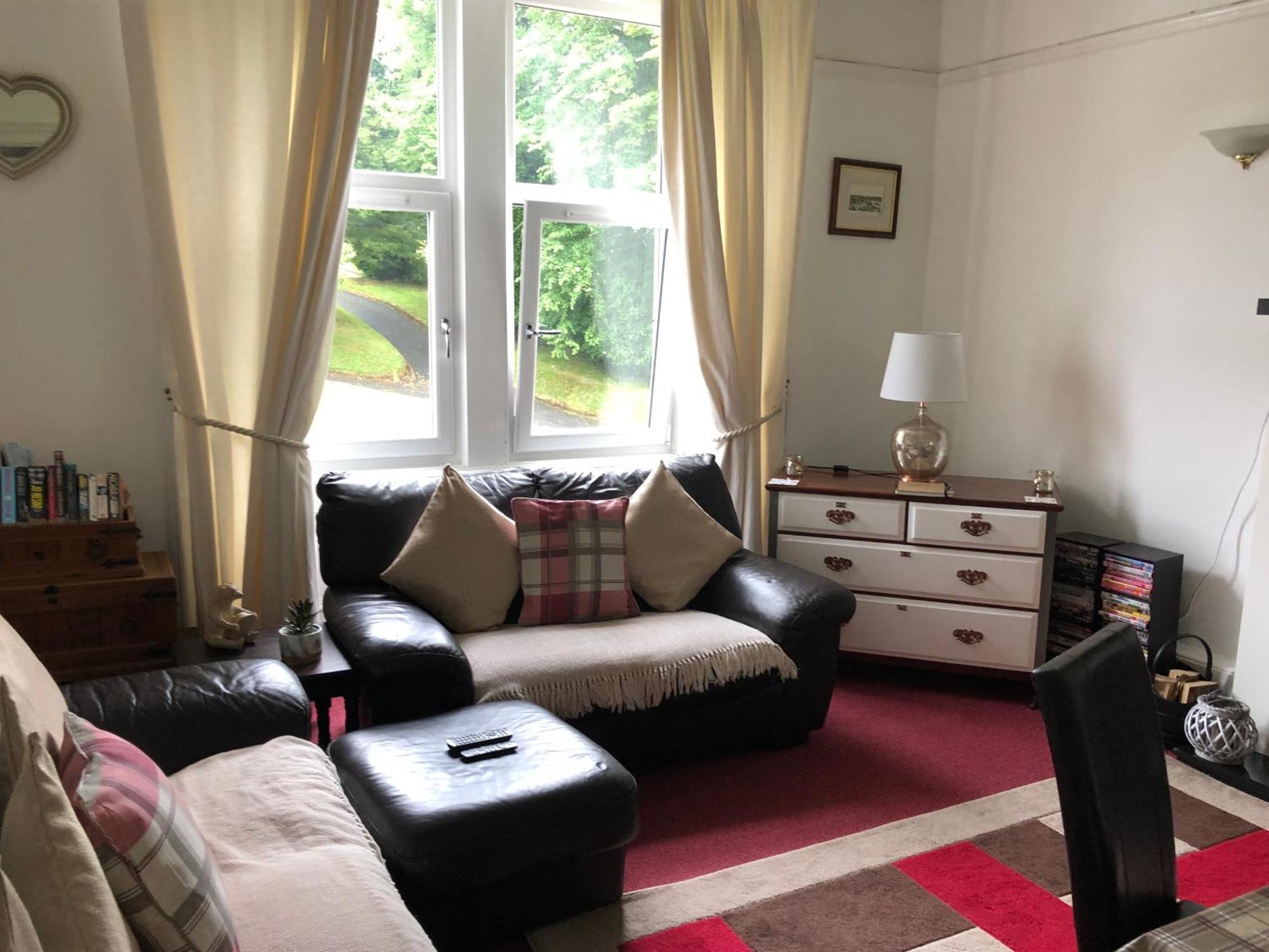Captivating 2-Bed Apartment In Isle Of Bute Rothesay Esterno foto