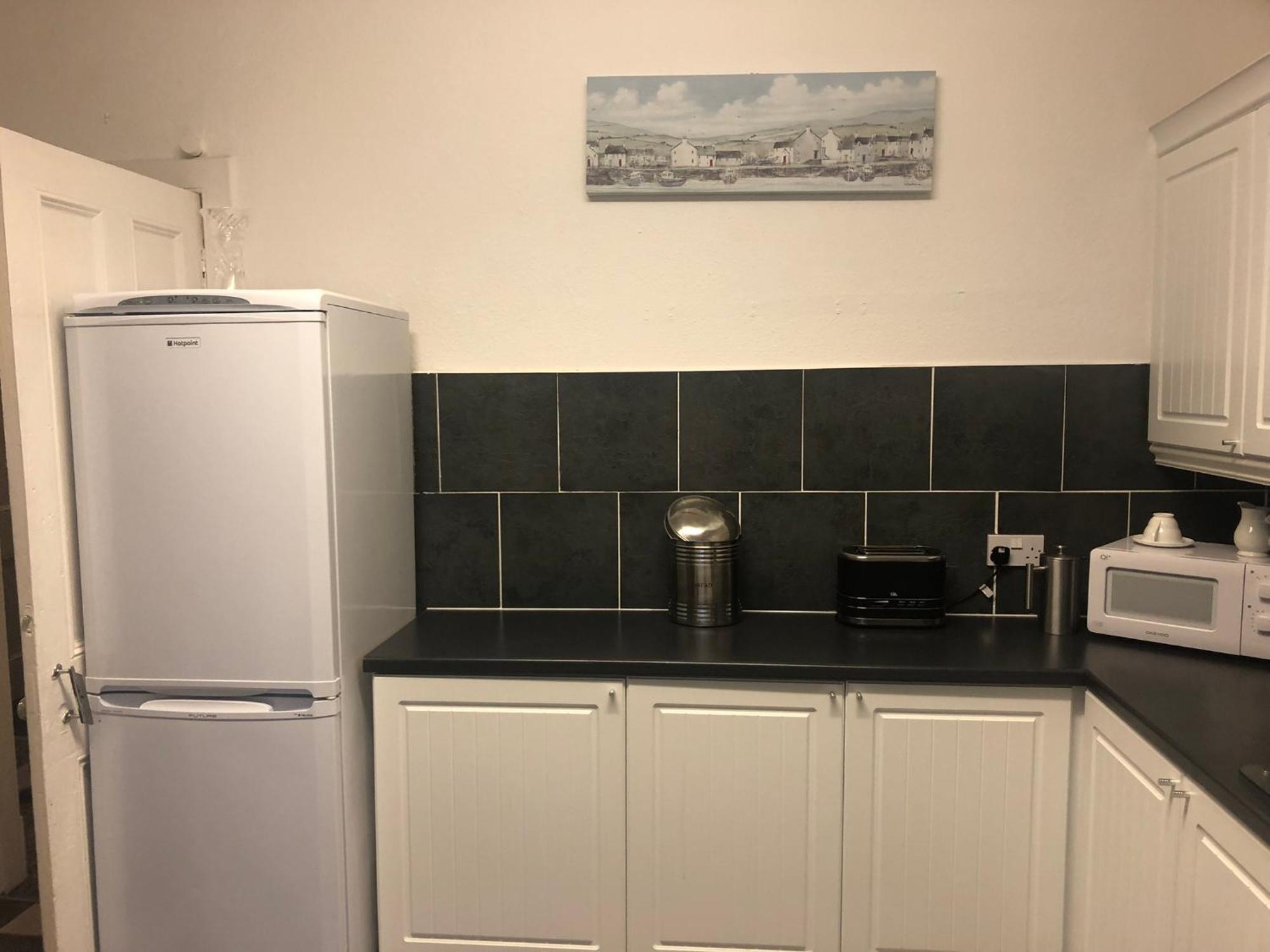 Captivating 2-Bed Apartment In Isle Of Bute Rothesay Esterno foto
