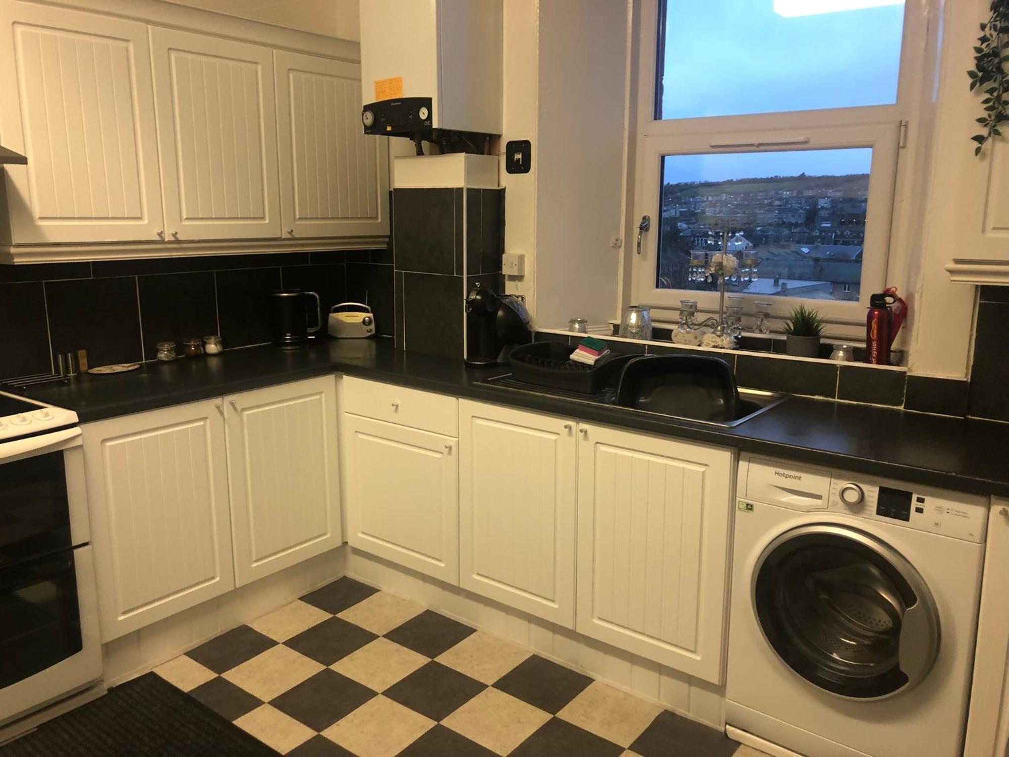 Captivating 2-Bed Apartment In Isle Of Bute Rothesay Esterno foto